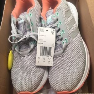 New Adidas women’s size 6 running shoes grey